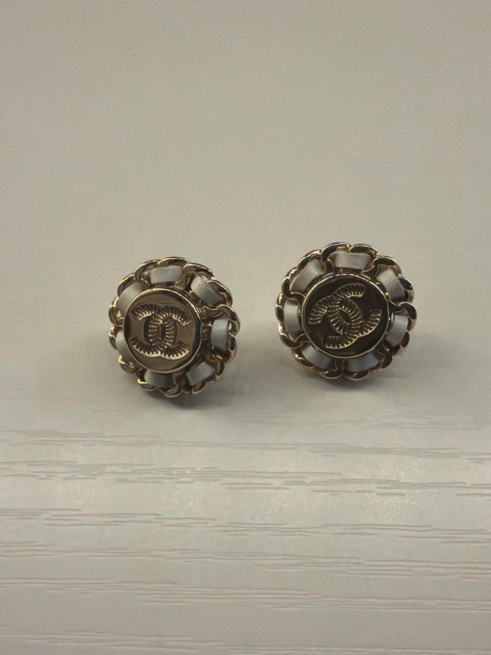 CHANEL Silver & White Vintage Interlocking  Earrings